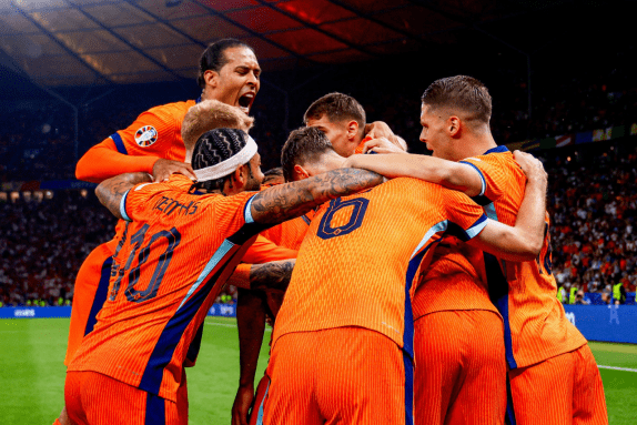 湖人战胜勇,詹姆斯砍下,库里得分仅,皇冠,Crown,皇冠注册网址,皇冠app,皇冠官网,皇冠网站,皇冠下载