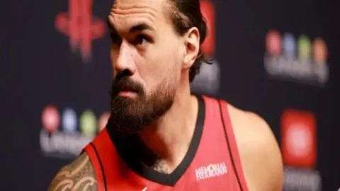 曼联将迎阿姆拉巴特加盟，签约金2500万欧元含奖金额外