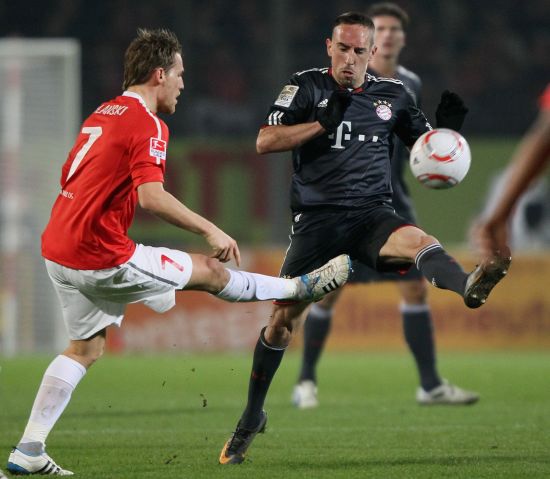 及其对球队 及其对球队